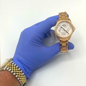 Caravelle By Bulova 44L233 Women's Swarovski Crystal Rose Gold Tone Watch